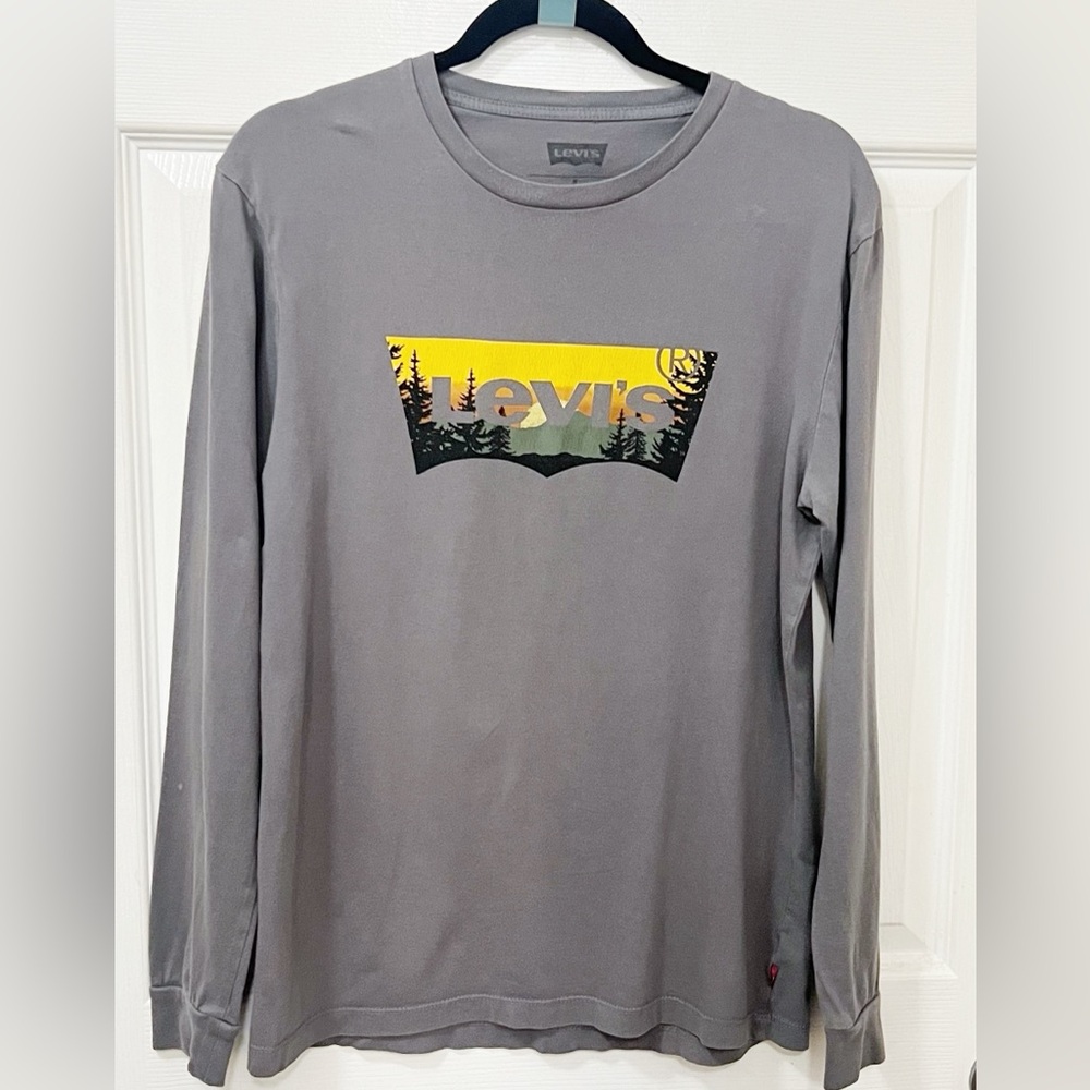 Vintage Mens long sleeve Levi’s shirt